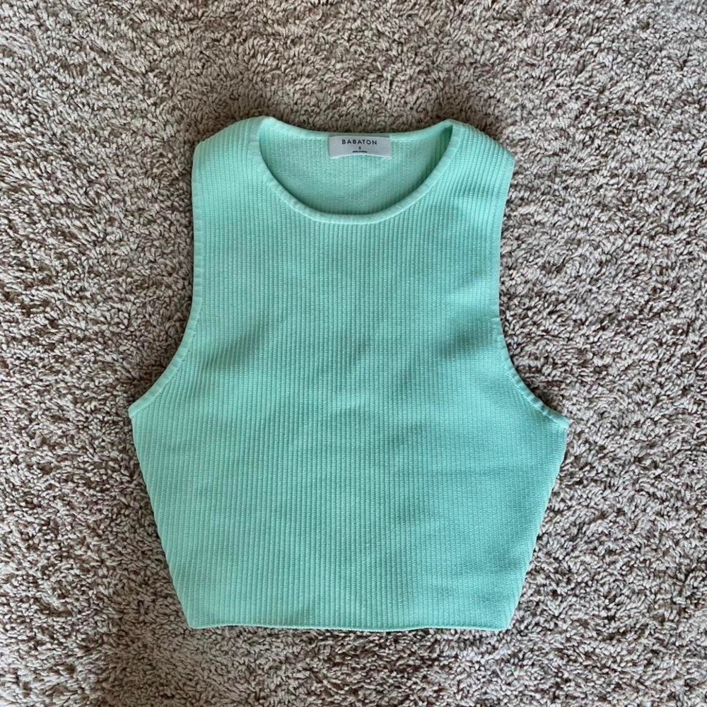 Aritzia babaton Sculpt Knit Racer Cropped Tank